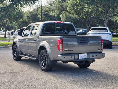2020 Nissan Frontier SV