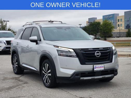 2024 Nissan Pathfinder Platinum FWD