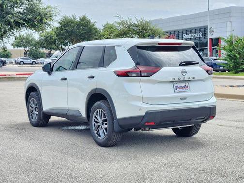 2025 Nissan Rogue S