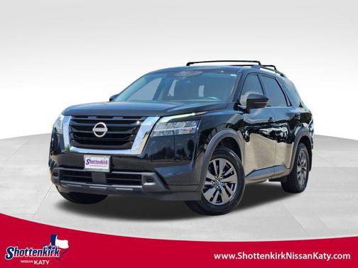 2022 Nissan Pathfinder SV 2WD