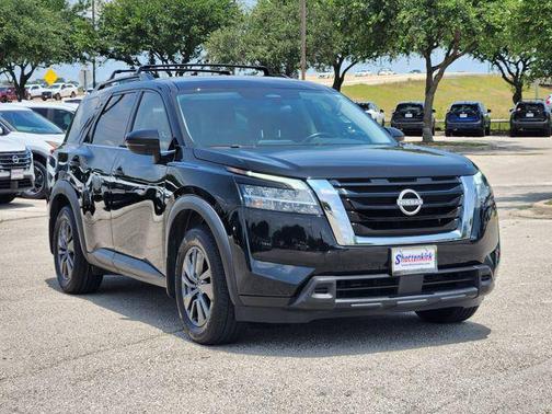 2022 Nissan Pathfinder SV 2WD