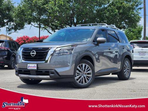 2025 Nissan Pathfinder SL FWD