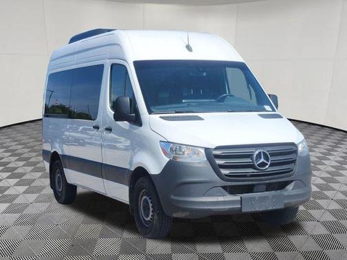 2024 Mercedes-Benz Sprinter 2500 Standard Roof
