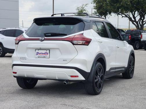 2024 Nissan Kicks SR