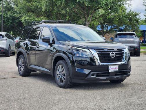 2025 Nissan Pathfinder SV FWD