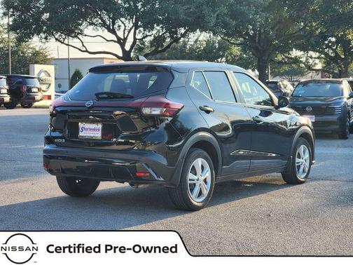 2022 Nissan Kicks S