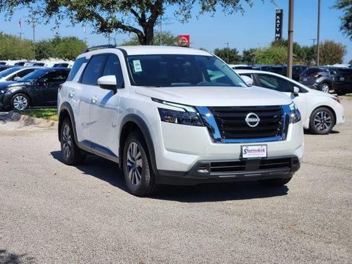 2025 Nissan Pathfinder SV FWD