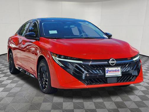 Energetic Ember/Super Black 2026 Nissan Sentra SR