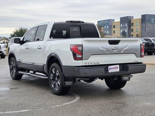 2021 Nissan Titan Platinum Reserve