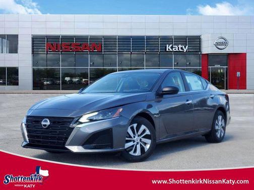 2025 Nissan Altima S FWD