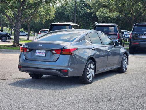 2025 Nissan Altima S FWD