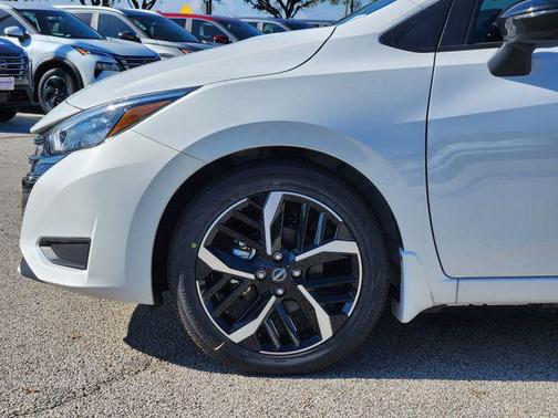 2025 Nissan Versa 1.6 S