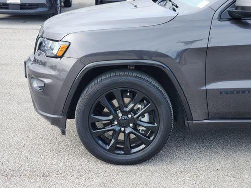 2021 Jeep Grand Cherokee Laredo