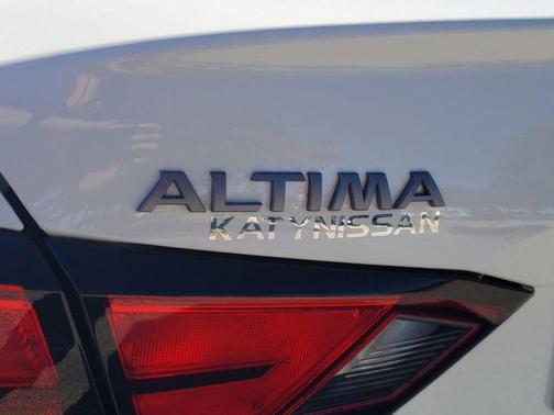 2025 Nissan Altima S FWD