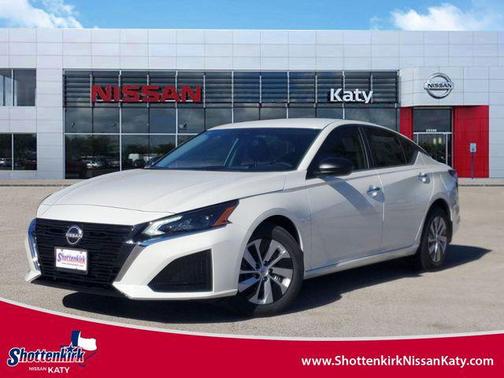 2025 Nissan Altima S FWD