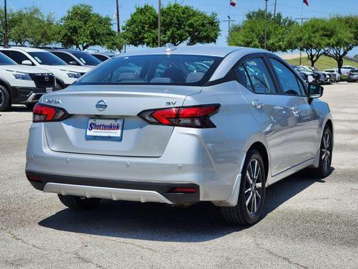 2020 Nissan Versa 1.6 SV