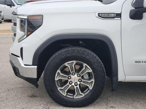 2024 GMC Sierra 1500 SLE