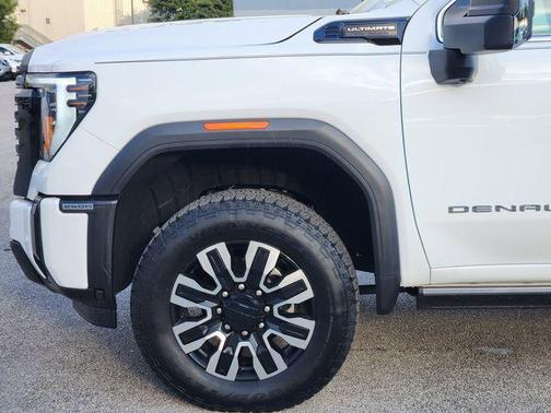 Summit White 2025 GMC Sierra 2500 Denali Ultimate