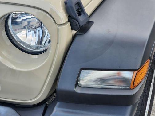 2020 Jeep Gladiator Sport S