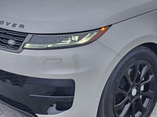 2023 Land Rover Range Rover Sport SE