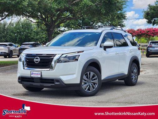 2025 Nissan Pathfinder SV FWD