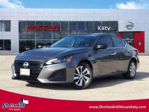 2025 Nissan Altima S FWD