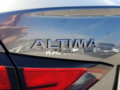 2025 Nissan Altima S FWD
