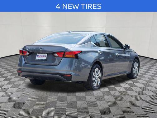 2025 Nissan Altima S FWD