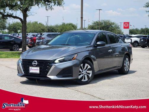 2025 Nissan Altima S FWD