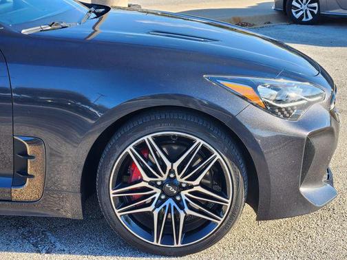 2022 Kia Stinger GT2