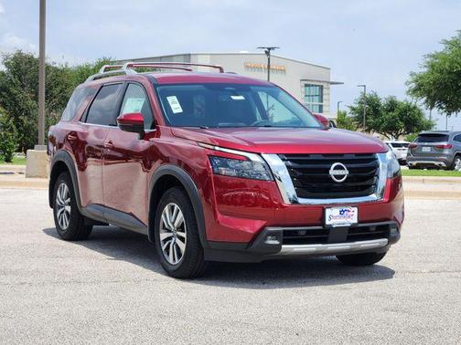 2025 Nissan Pathfinder SL FWD