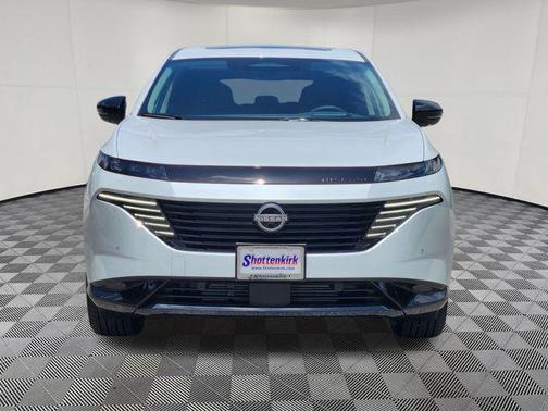 Everest White Pearl Tricoat 2026 Nissan Murano Platinum