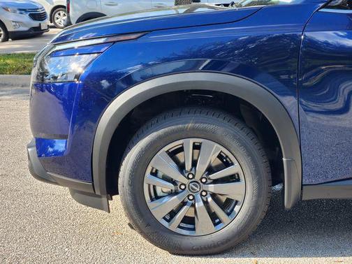 2025 Nissan Pathfinder SV FWD