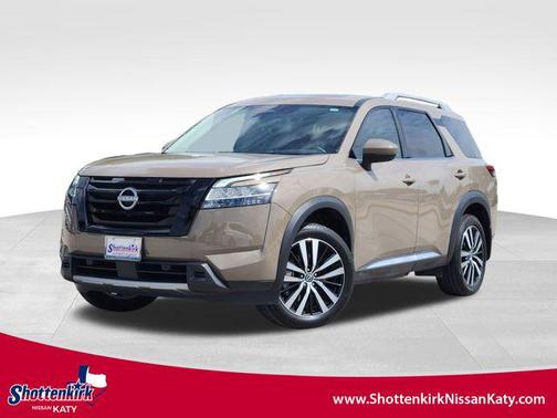2024 Nissan Pathfinder Platinum FWD