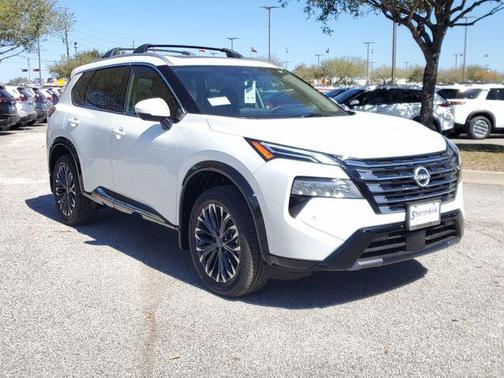 2025 Nissan Rogue Platinum