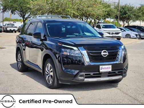 2025 Nissan Pathfinder SL FWD