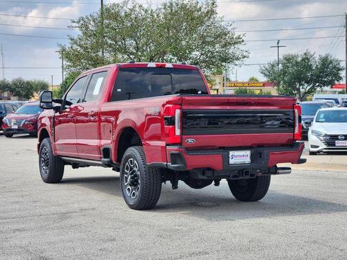 2025 Ford F-250 Platinum