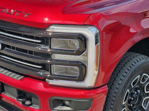2025 Ford F-250 Platinum