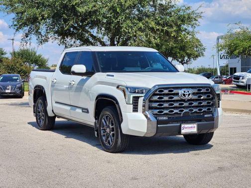 2025 Toyota Tundra Hybrid Platinum