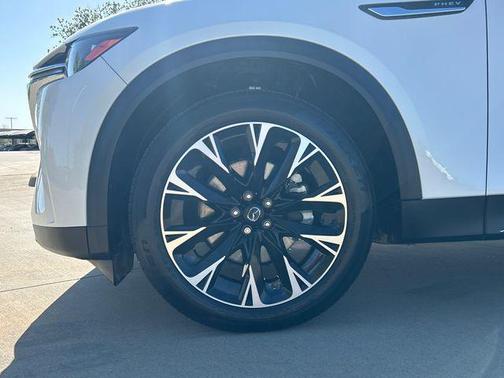 2024 Mazda CX-90 PHEV Premium