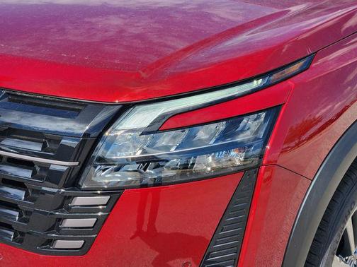 Scarlet Ember Tintcoat 2026 Nissan Pathfinder SV