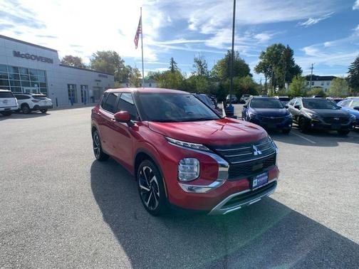 2024 Mitsubishi Outlander SE