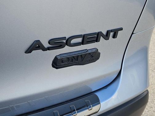 Ice Silver Metallic 2026 Subaru Ascent Onyx Edition Touring