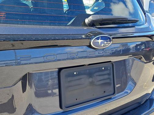 Magnetite Gray Metallic 2026 Subaru Forester