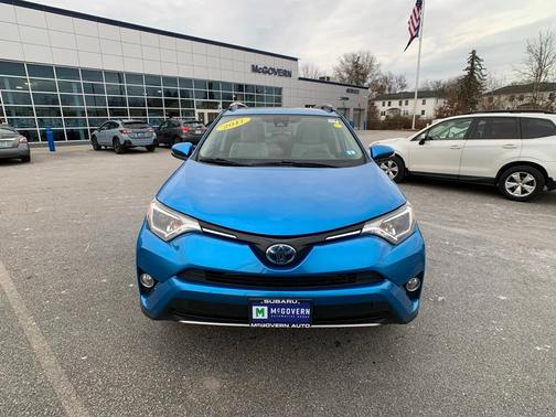2017 Toyota RAV4 Hybrid XLE