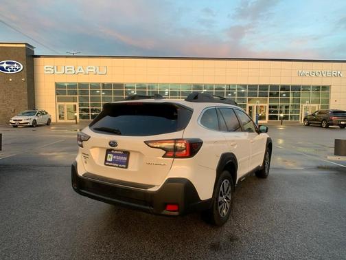 2024 Subaru Outback Premium