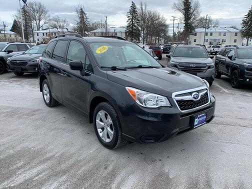 2016 Subaru Forester 2.5i