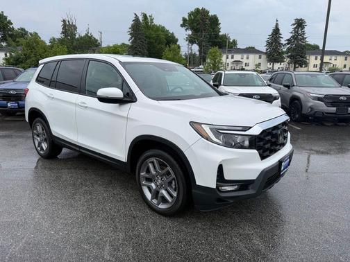 Platinum White Pearl 2023 Honda Passport EX-L