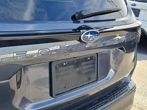 Magnetite Gray Metallic 2026 Subaru Forester Limited