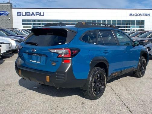 Geyser Blue 2025 Subaru Outback Wilderness